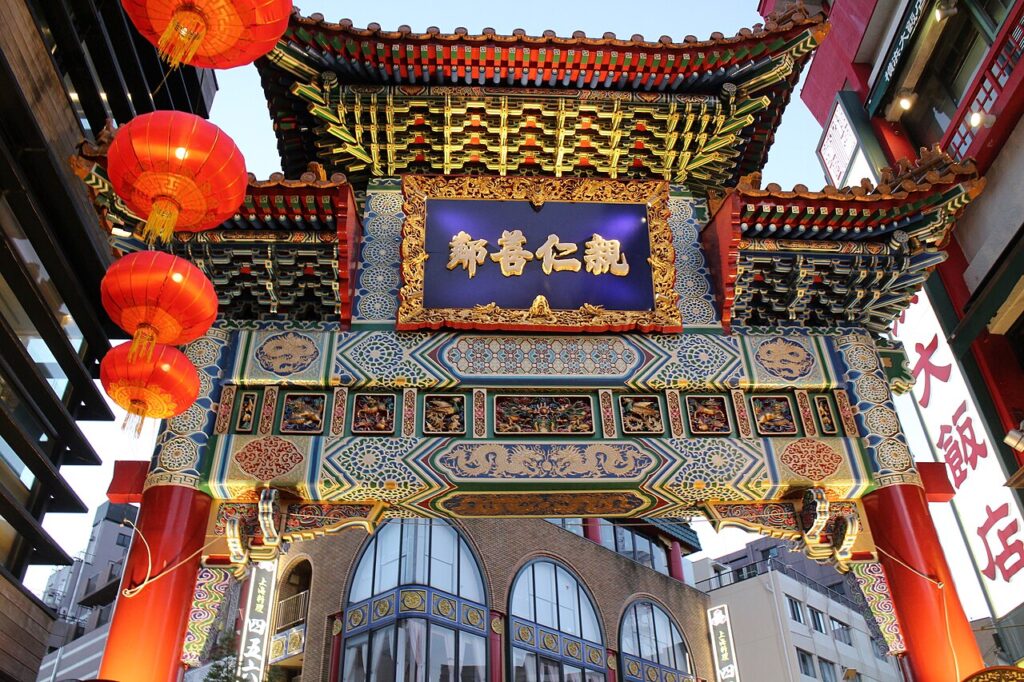 Zenrin Gate in Yokohama Chinatown