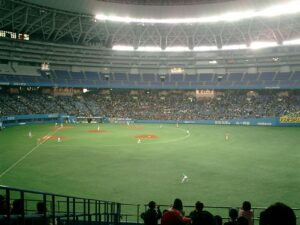 Kyocera Dome Osaka: interior view (January 2006)