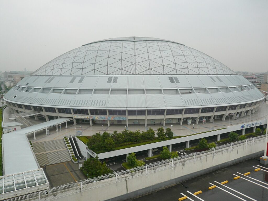 Vantelin Dome Nagoya: exterior view (2007)