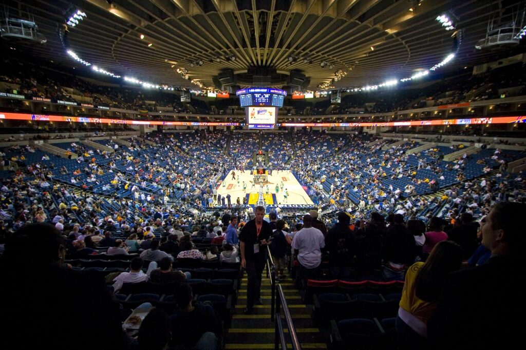 Oakland Arena: interior view (2007)
