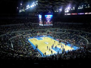 Smart Araneta Coliseum: interior view (2012)